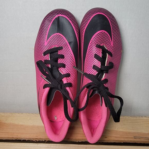 Nike Girls Bravata Youth Pink Soccer Cleats - Size 2.5Y - Picture 1 of 7